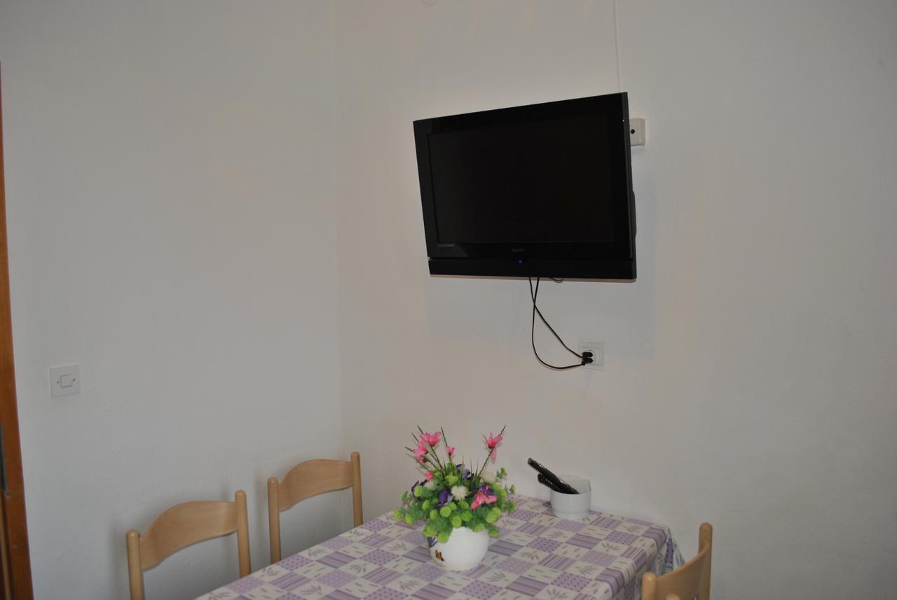 Apartmani Dalmadino Makarska Exterior photo